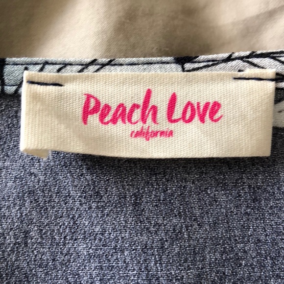 Only 1 Size S left💕Navy & White Floral Kimono Cardigan💕 - Picture 4 of 6